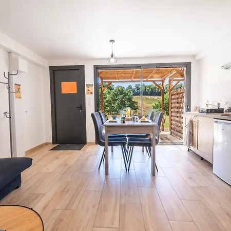 Vakantiehuis 3 Etoiles Avec Spa, Vue Sur Parc Animalier Montrozier